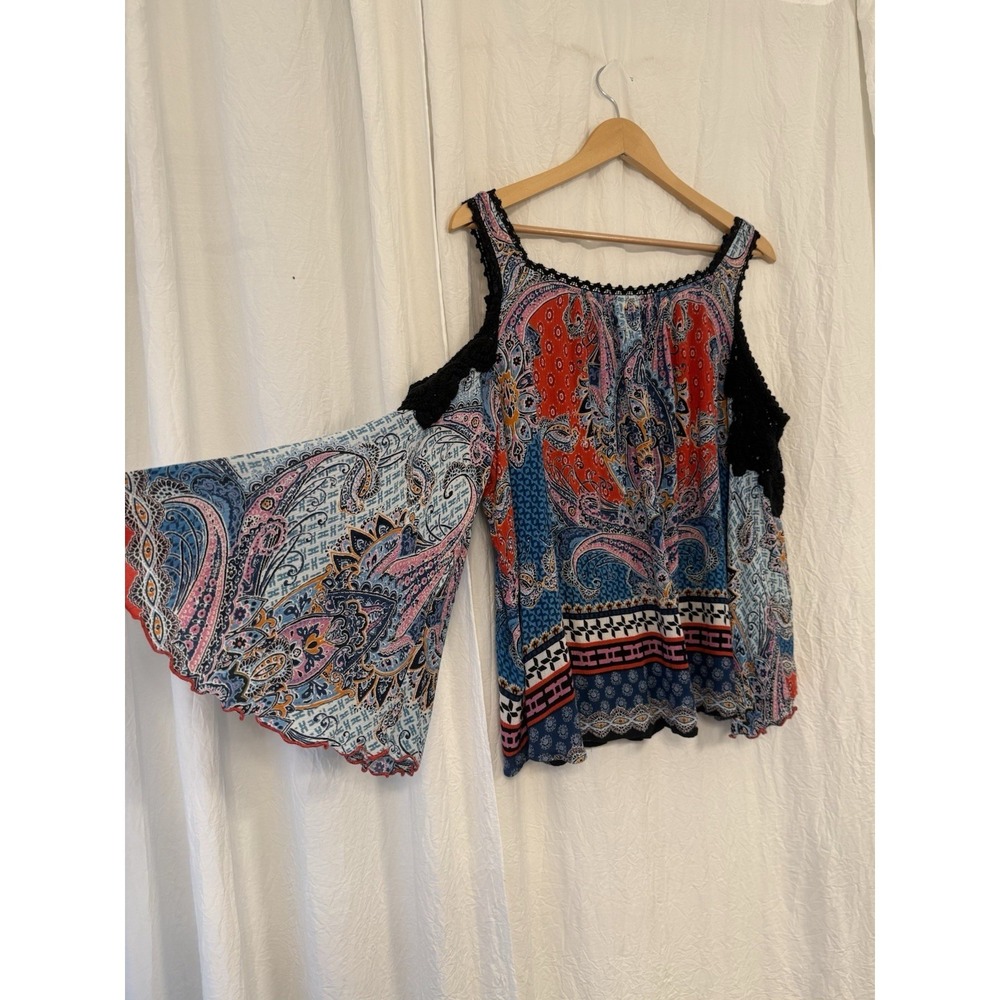 Bila Cold Shoulder Boho Top PXL– Multicolor Paisley Print, Crochet Trim Petite - Picture 4 of 12